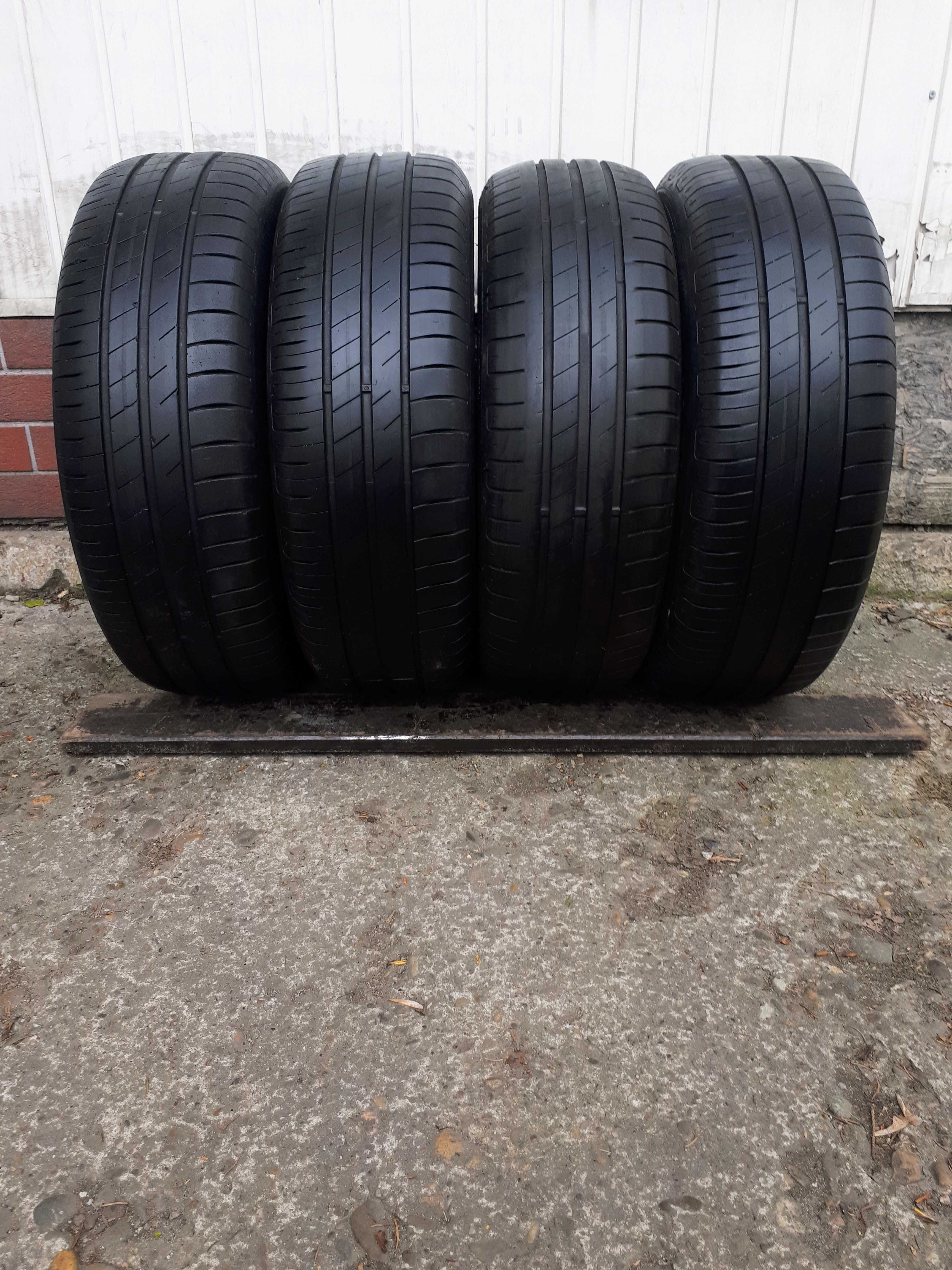 Opony letnie Goodyear Efficient Grip  195/65/15" -4szt.