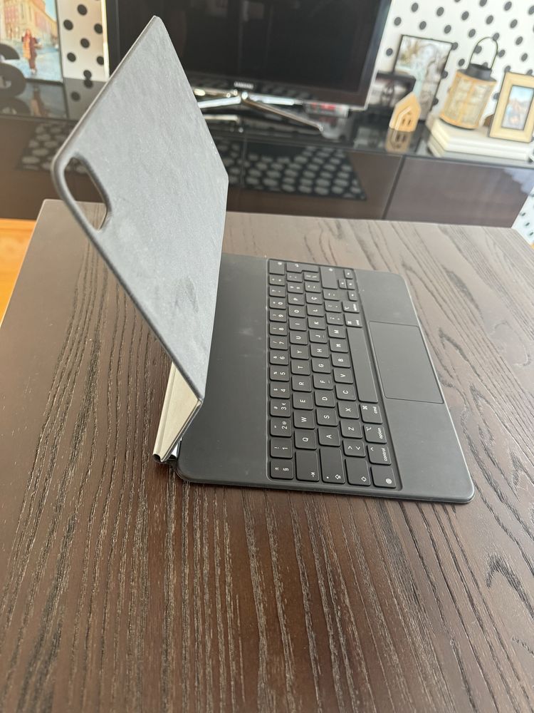 Magic keyboard IPad Pro 12.9