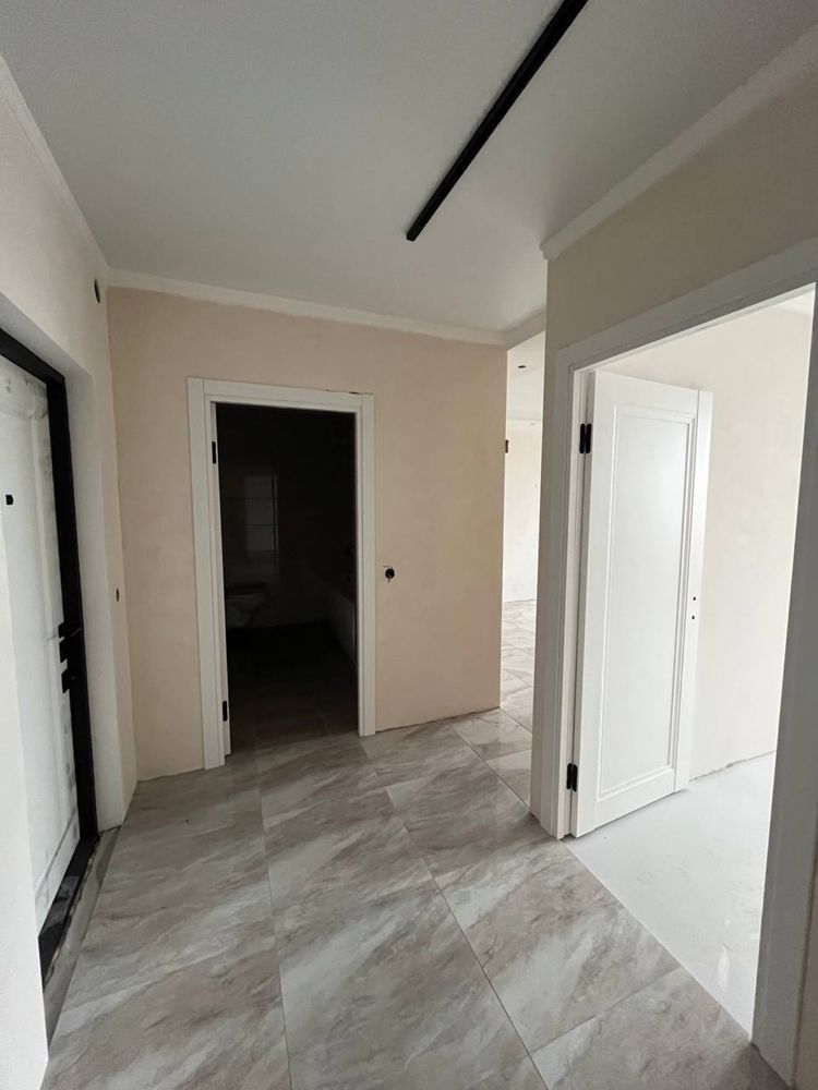 Продаж нової 2 кімнатної квартири Центр (Мостобудівників 18) ID-1114-2