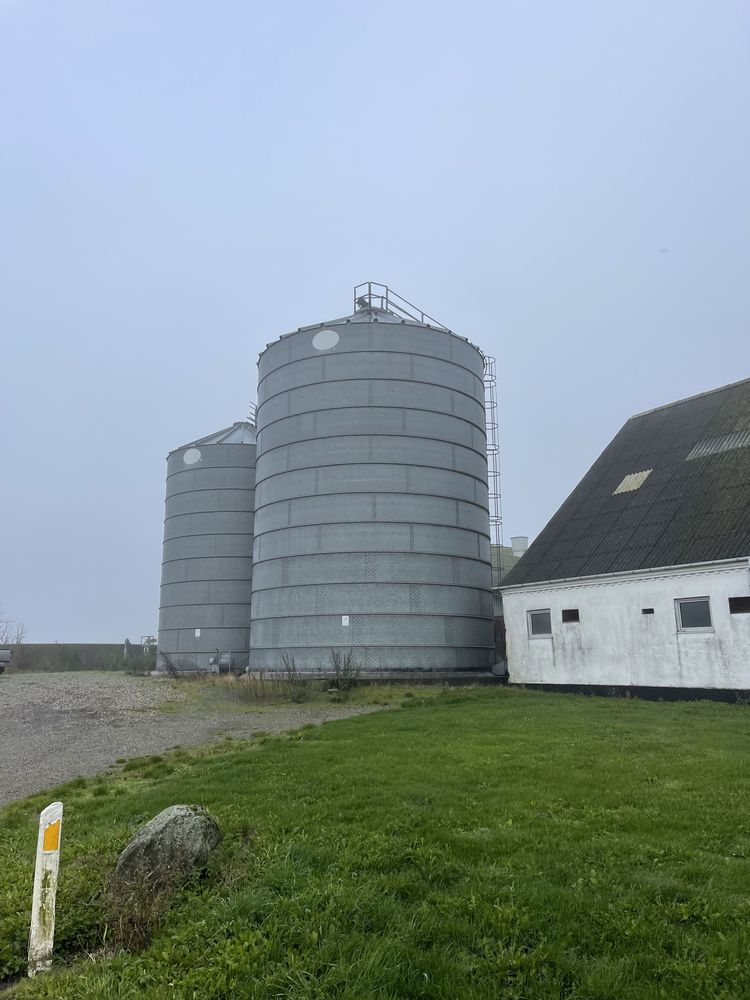 Silos do zboża ZDEMONTOWANE  2 szt - 700 ton - BIN Super stan z Danii