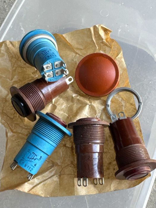 Кнопка К3-1 перемикач, вимикач, реле