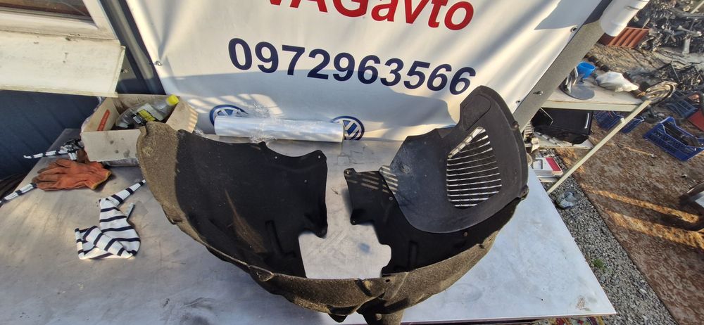 Підкрилки, локери передні VW Touareg NF 7p 10-18р