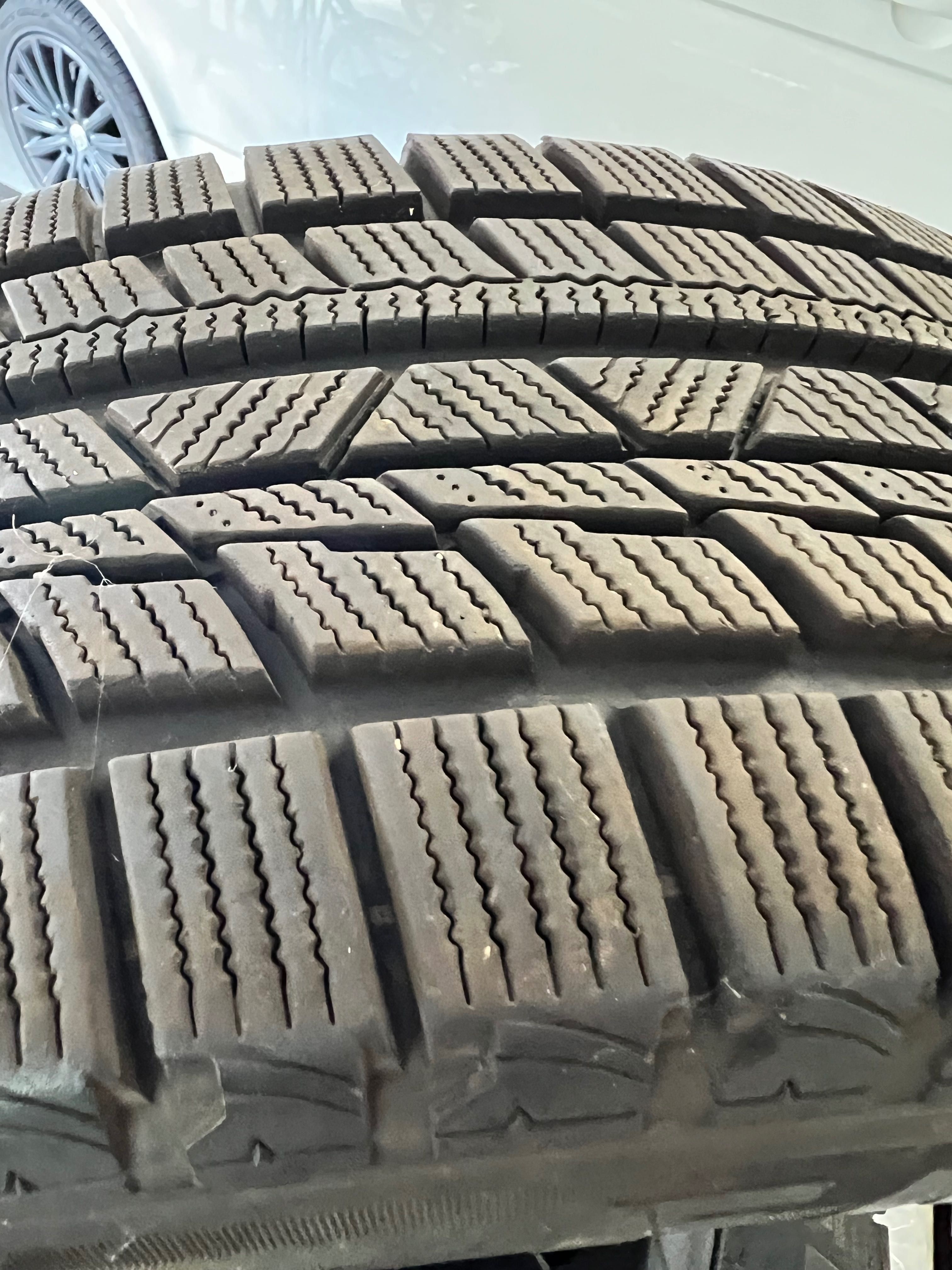 4x opony zimowe 195/65R15 Firemax na stalowych felgach 2024r, 5x112mm