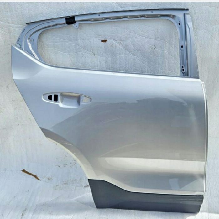 Двері передні задні праві Volvo xc-40 c40 хс40 recharge ev400 707 729