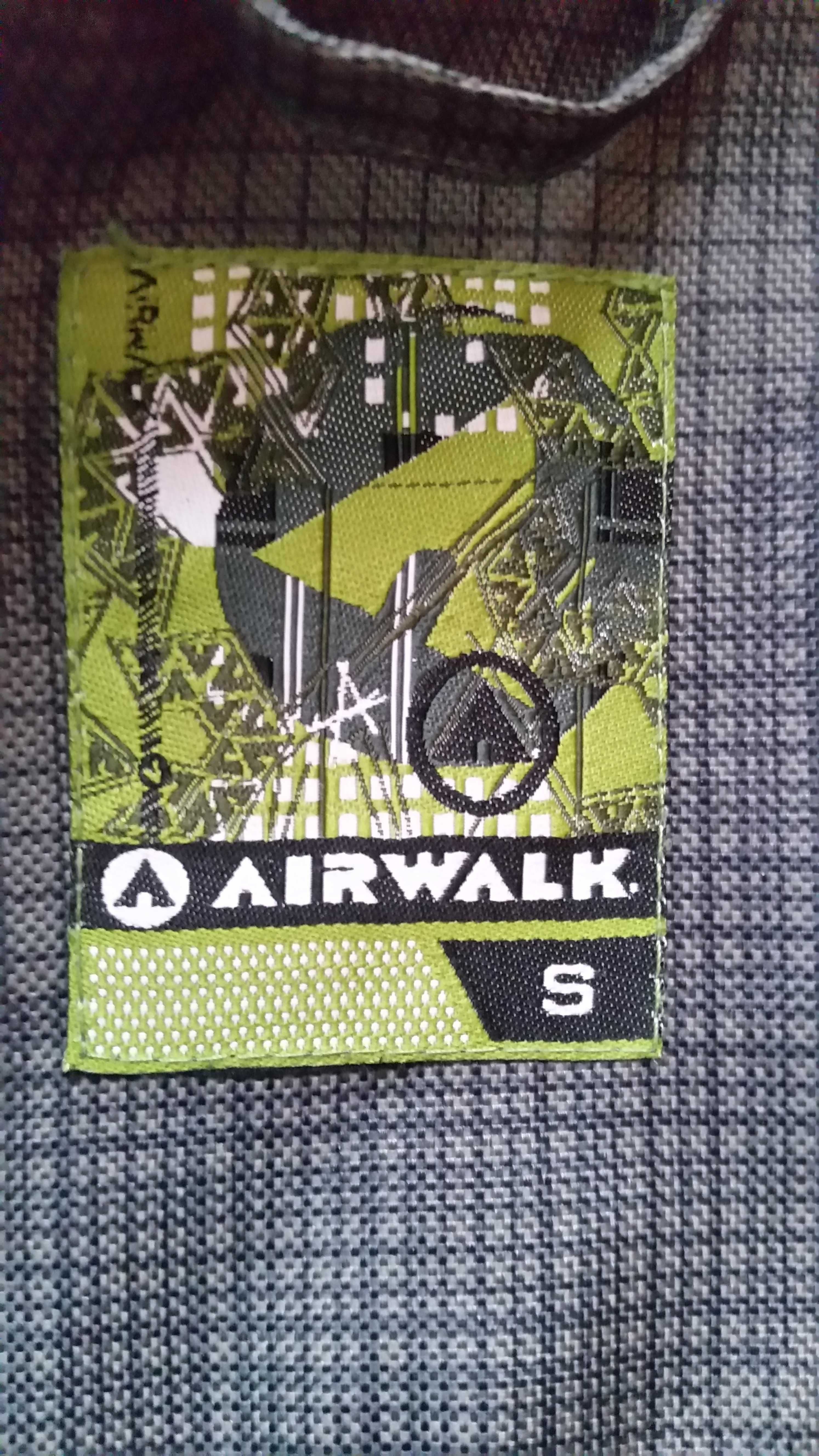 Kurtka AirWalk new era