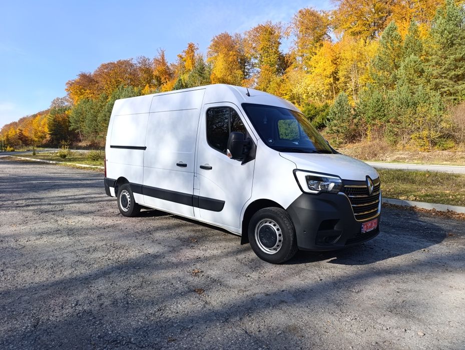 Продаю Рено мастер 21 рік в рідній фарбі