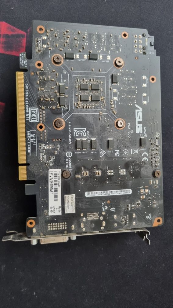 Nvidia gtx 1650 4 GB OC Edition ASUS