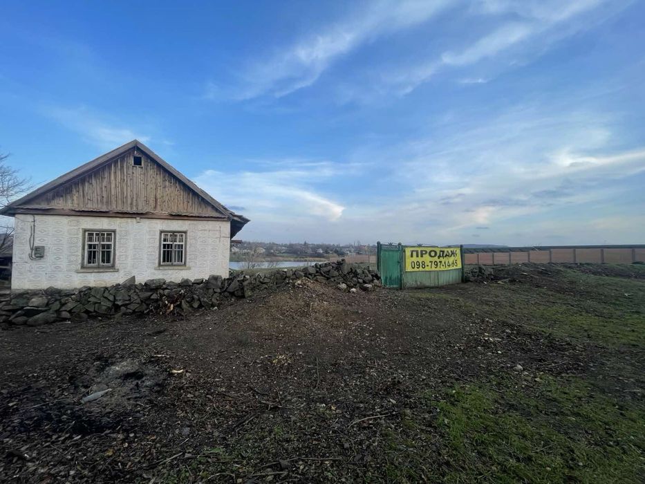 Продам участок замли с домом у реки,с. Чкаловка,Лозоватка да