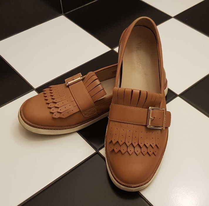 Damskie brązowe wsuwane tenisówki półbuty firmy Vionic rozm. 41