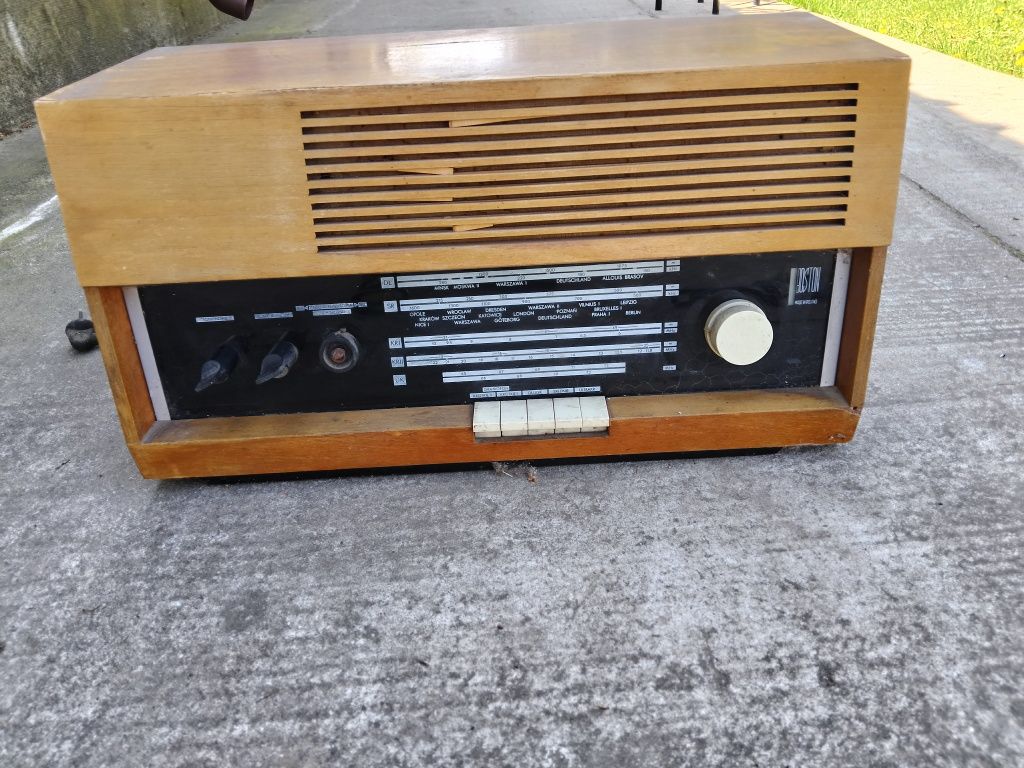 Radio Boston z roku 1798 r wyprodukowane w polsce