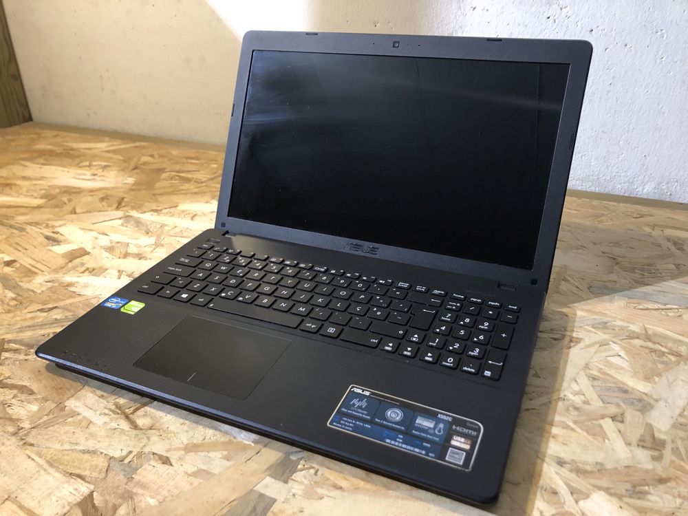 Portátil Asus X552CL-SX022H para peças