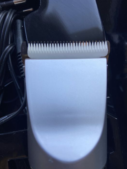 Триммер (акамуляторна машинка для стрижки) Gemei