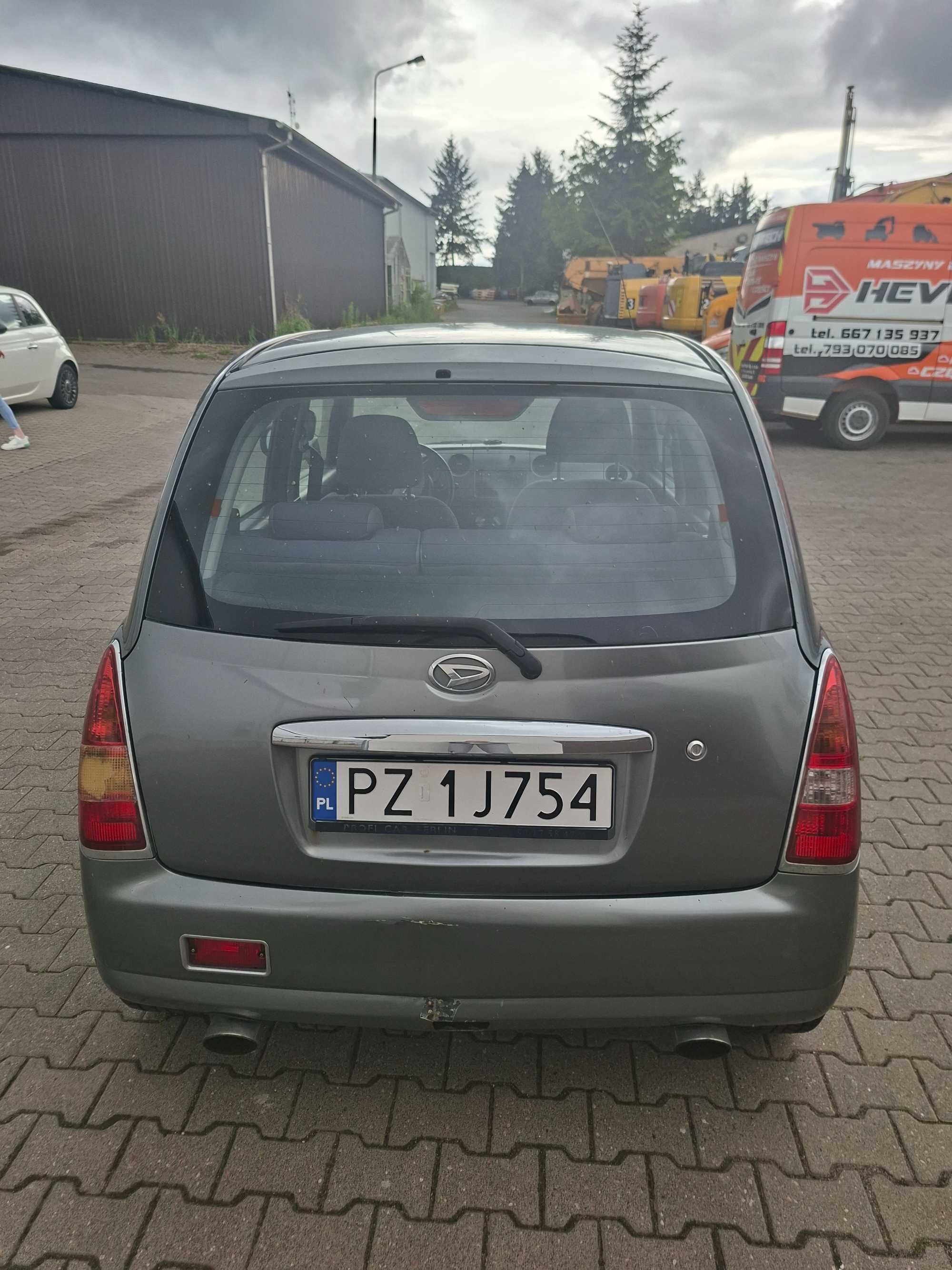 Daihatsu  Trevis  2007