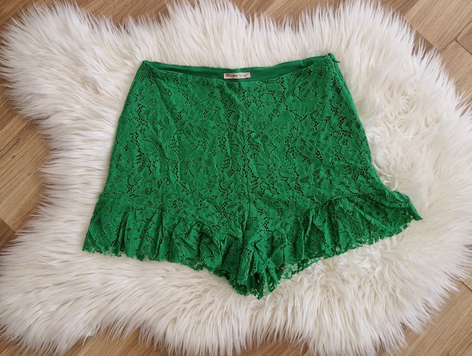 Krótkie Spodenki damskie zielone koronkowe wyższy Stan Zara roz. L