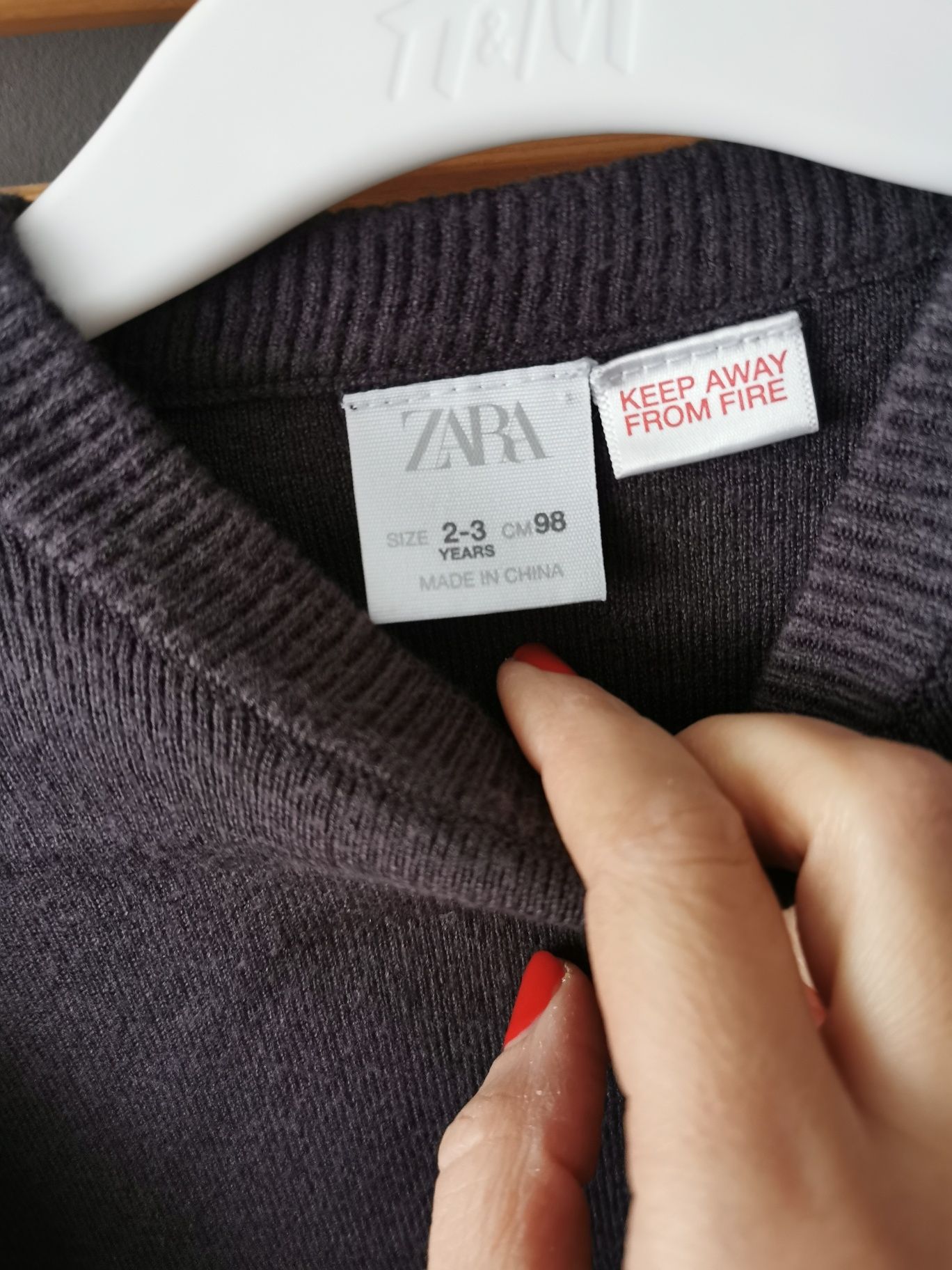 Sweterek Zara roz 98