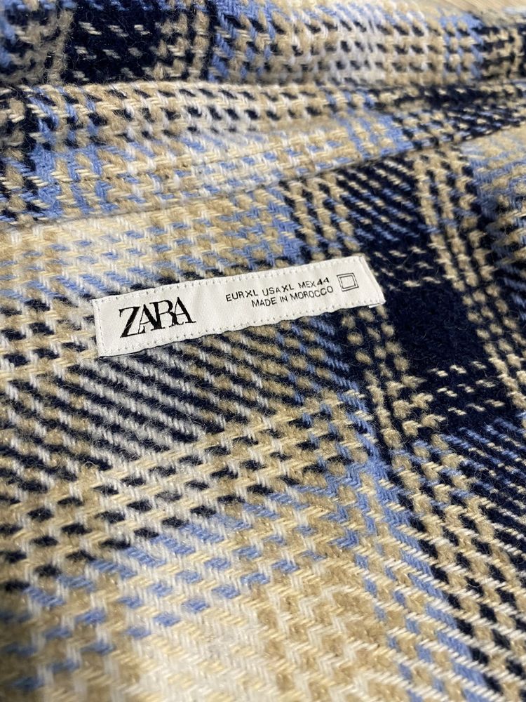 Тепла чоловіча сорочка в клітинку від Zara