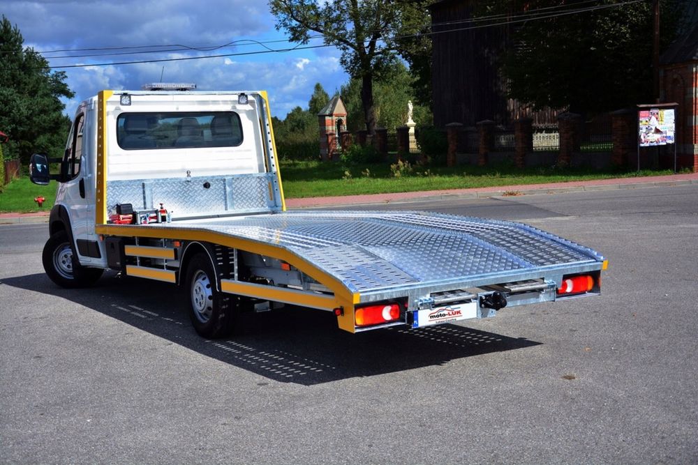 Autolaweta auto pomoc 24h