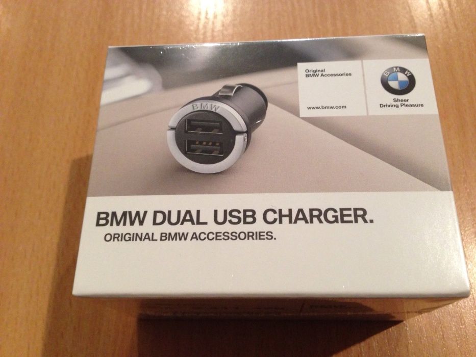 Автомобильная USB зарядка в прикуриватель БМВ (оригинал BMW) в наличии