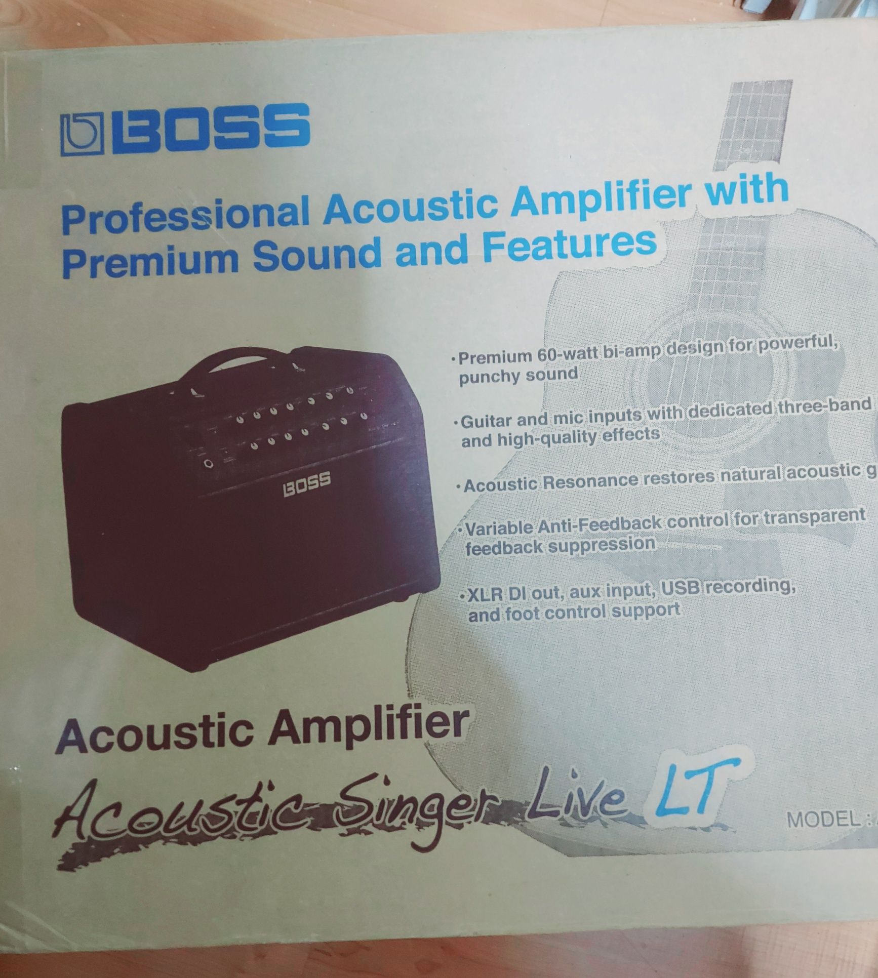 Amplificador Boss com Efeitos