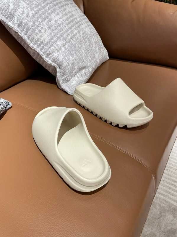 nowy adidas YeezySlide Biały Moda rozmiar.45