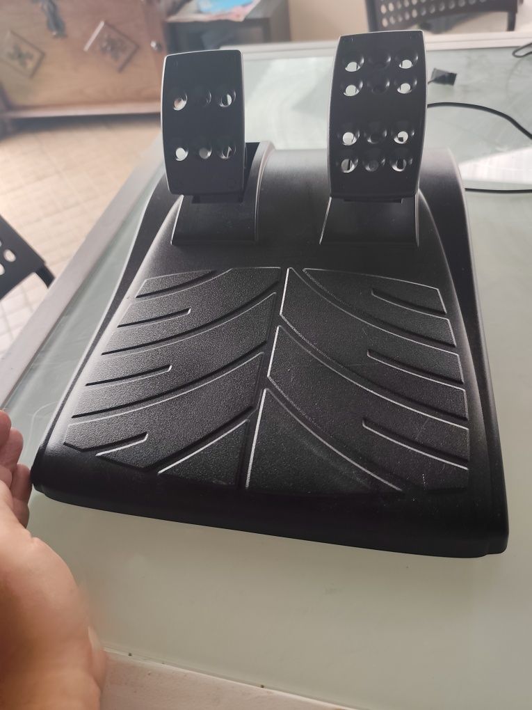 Volante Logitech Driving Force GT