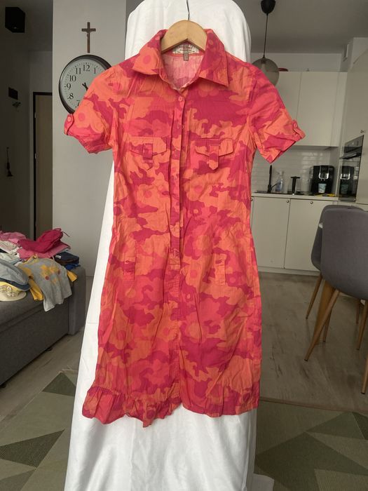 Sukienka sportowa Reserved