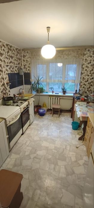 Продаж 2  кімнат в комун.квартирі, Шерстянка