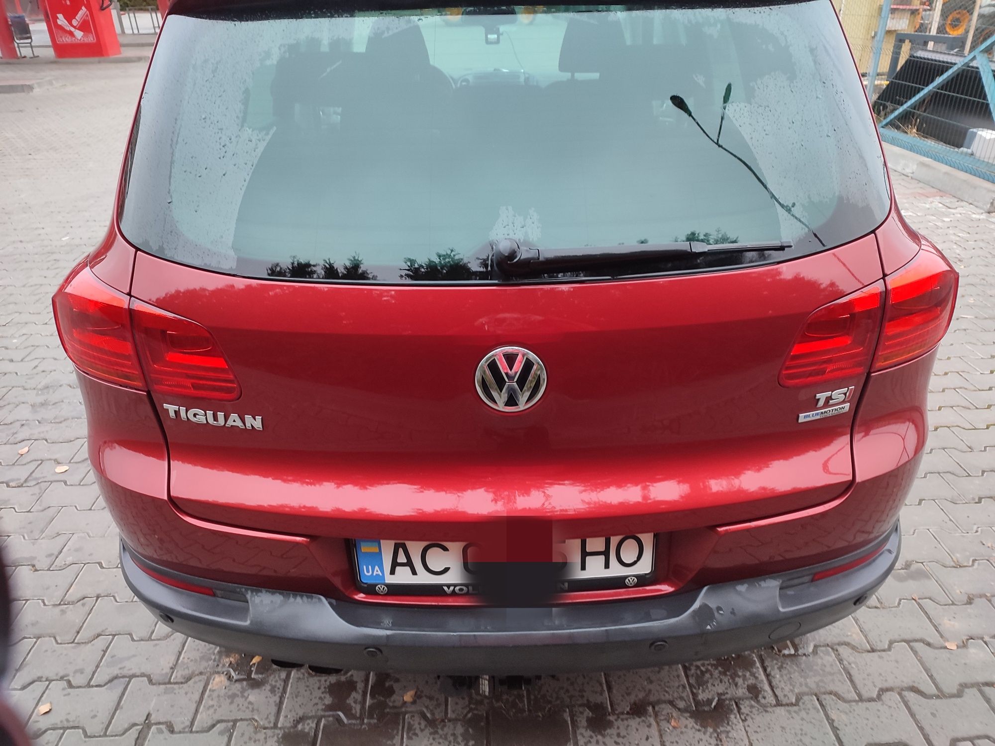 Продаю Volkswagen Tiguan