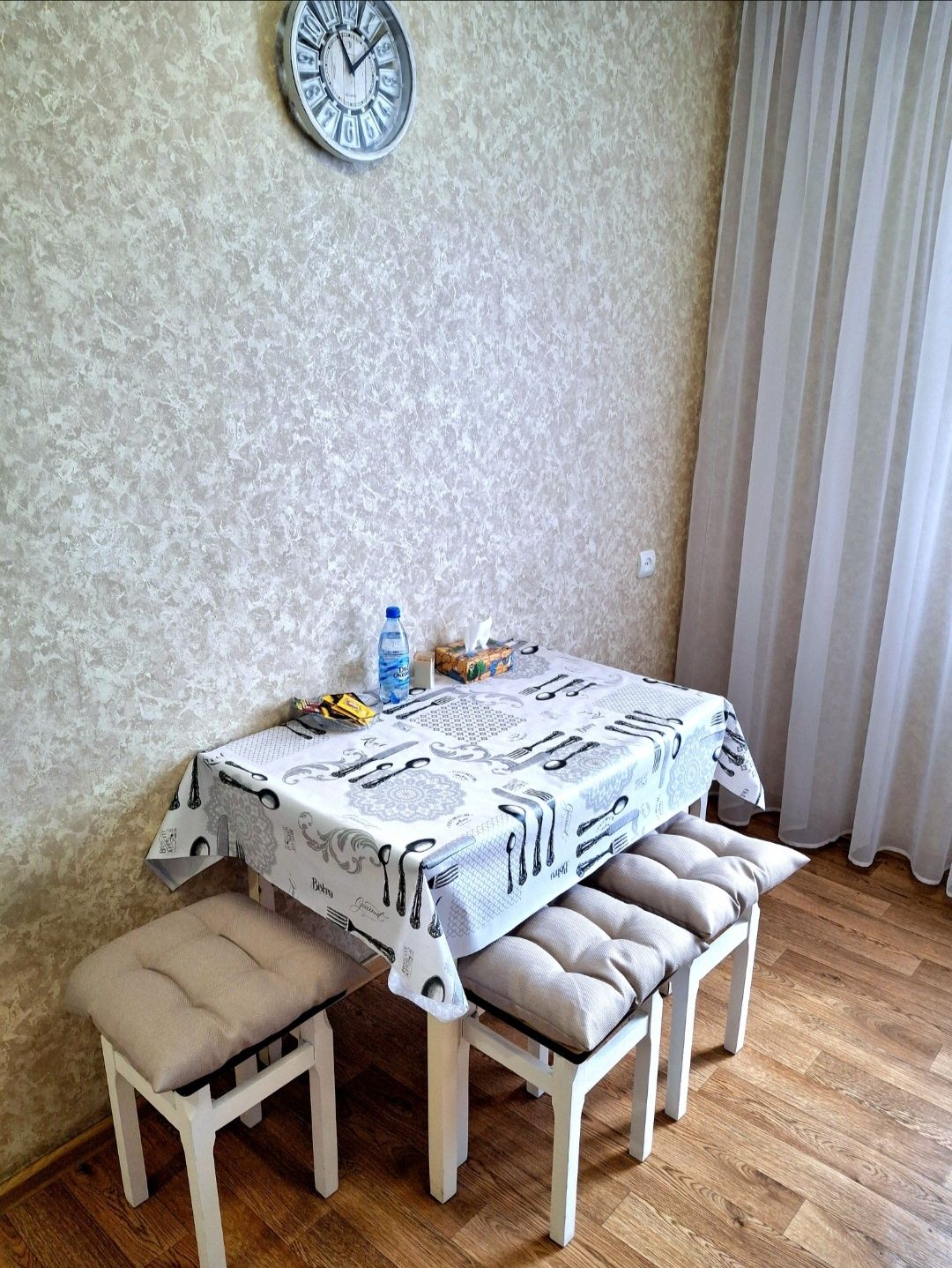 Квартира посуточно,пр.Б.Хмельницкого,12 квартал,Тополь,Зап.шоссе