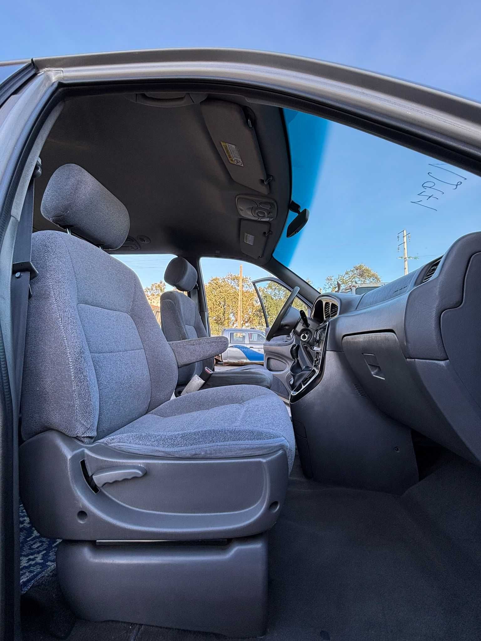 Kia CARNIVAL para Peças