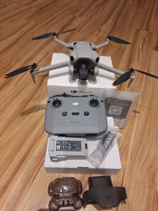 Dron dji 4 mini pro stan super
