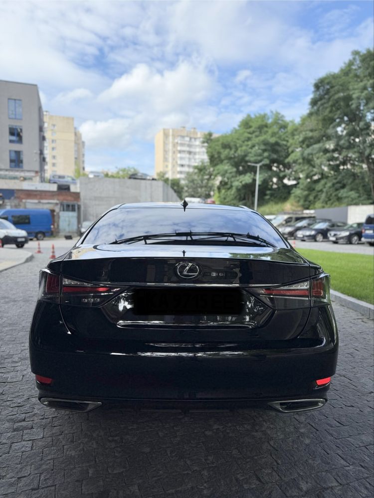 Оренда LEXUS GS подобово/довготривало