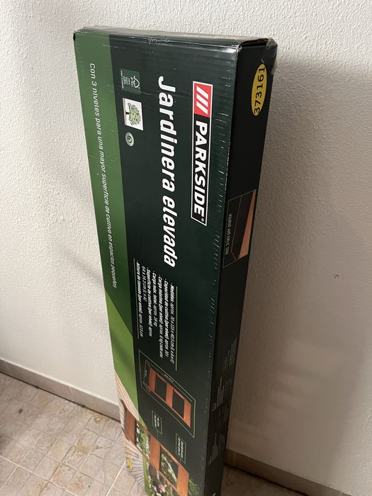 Horta urbana vertical NOVA