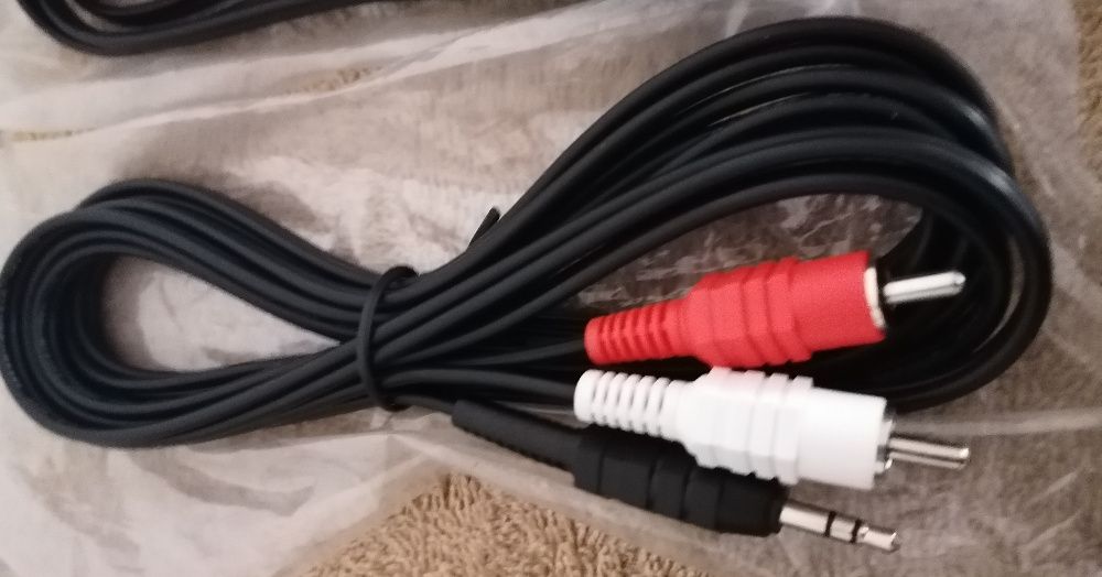 Cabos diversos uteis, ac,audio,skart,usb,vga (8 un)