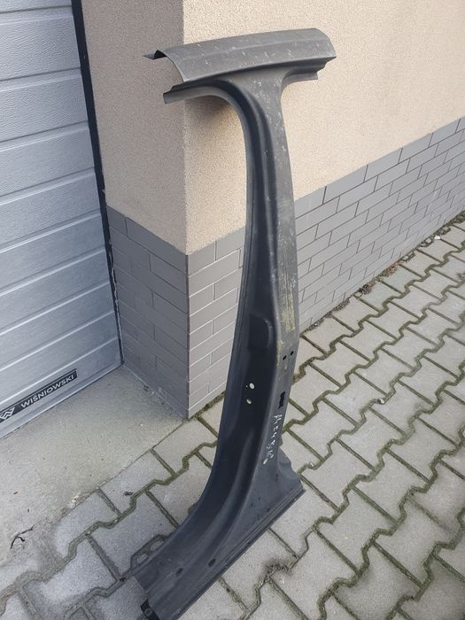 Audi A4 b9 poszycie środkowy słupek