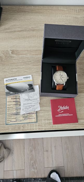 Zegarek Zeppelin praktycznie nowy