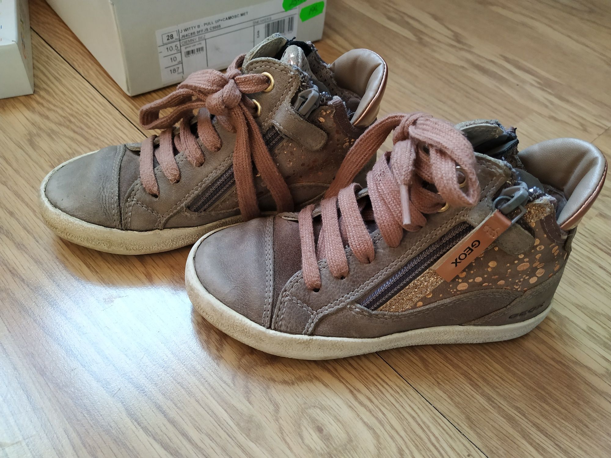 Snickersy Geox 28