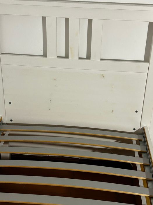Cama solteiro com gavetas