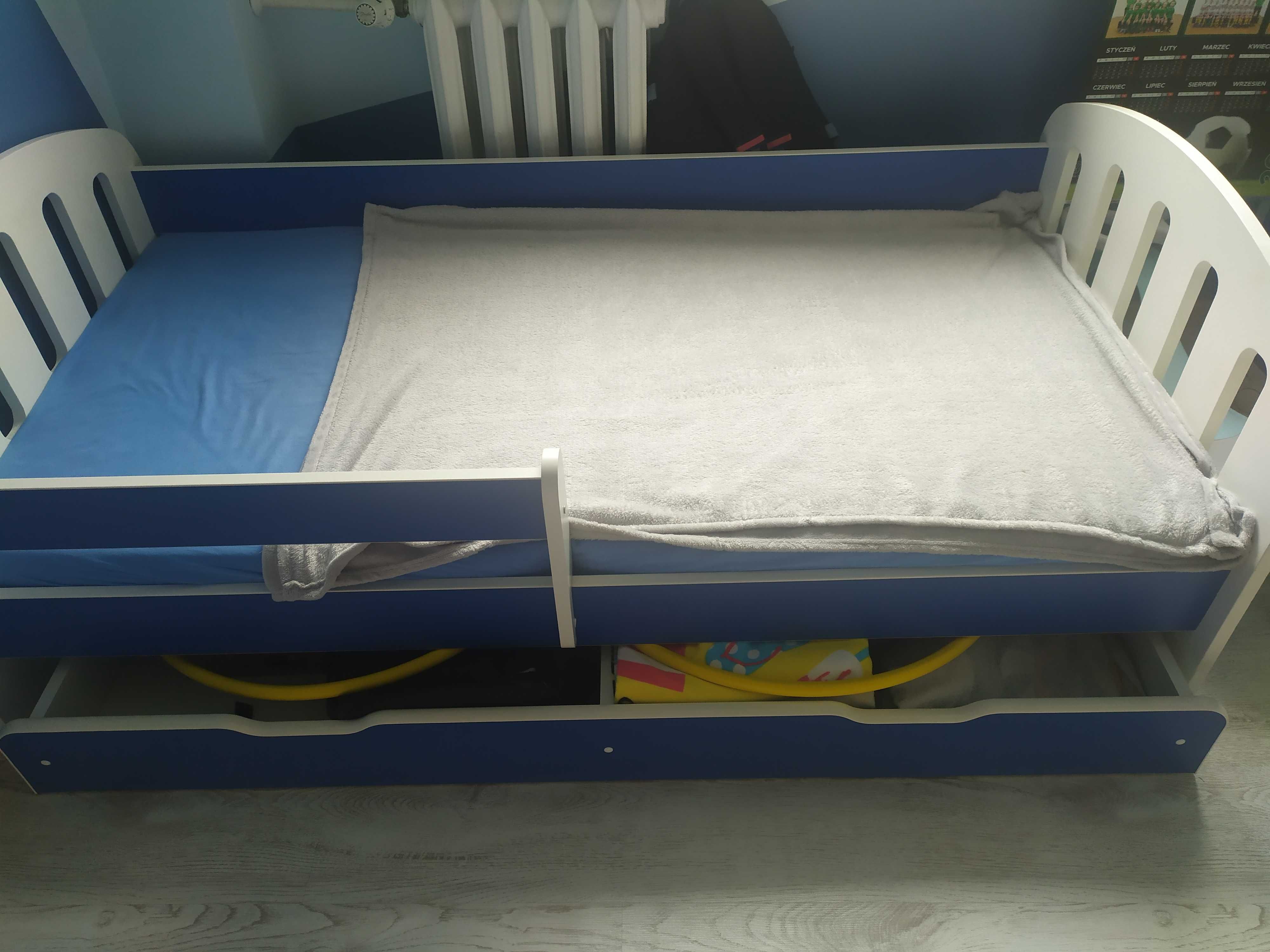Łóżko dla dziecka - gratis biurko z Ikea