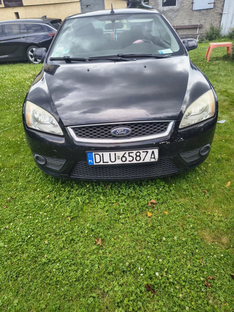 Ford Focus Cabrio2007.Dach składany elektrycznie.Pininfarina.1.6 benzy