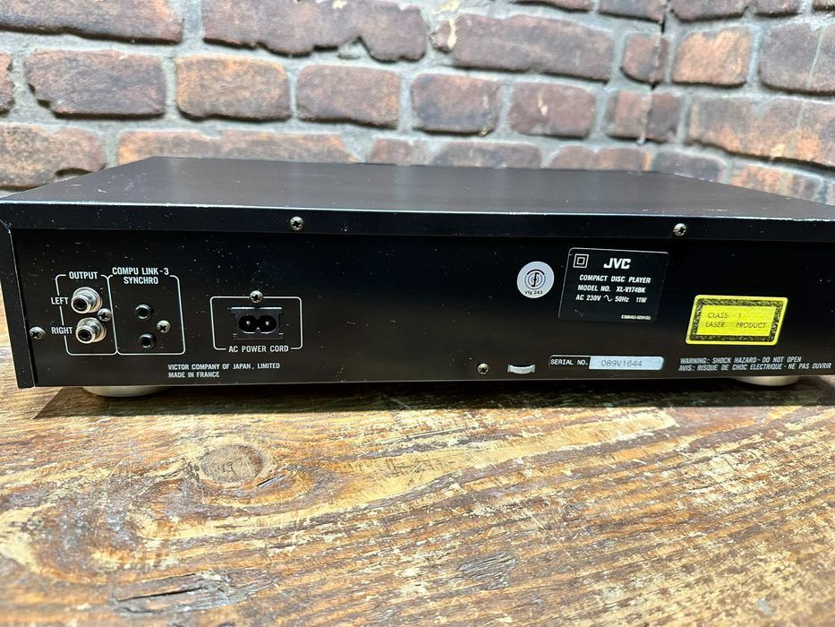Odtwarzacz CD JVC XL-V 174 2