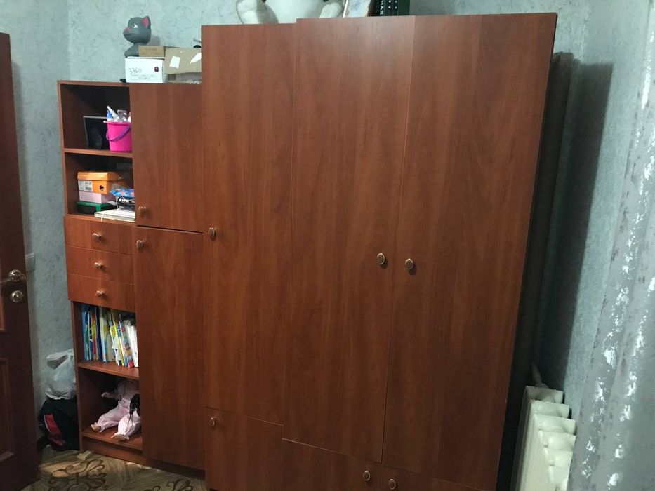 Продам стінку,шкаф