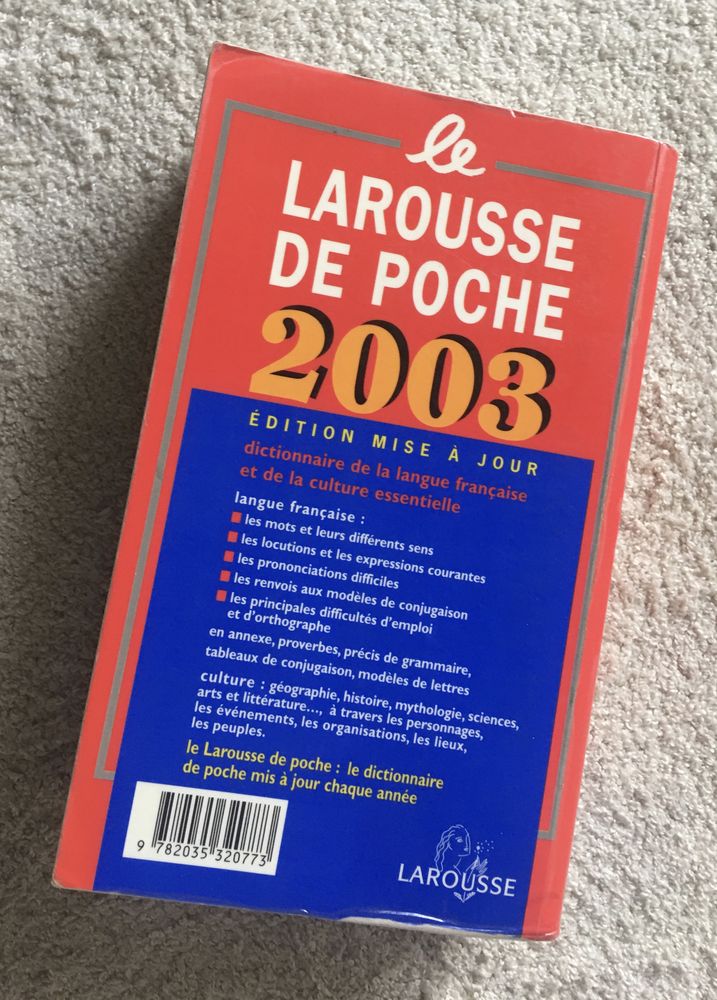 Dicionátio francês Larousse