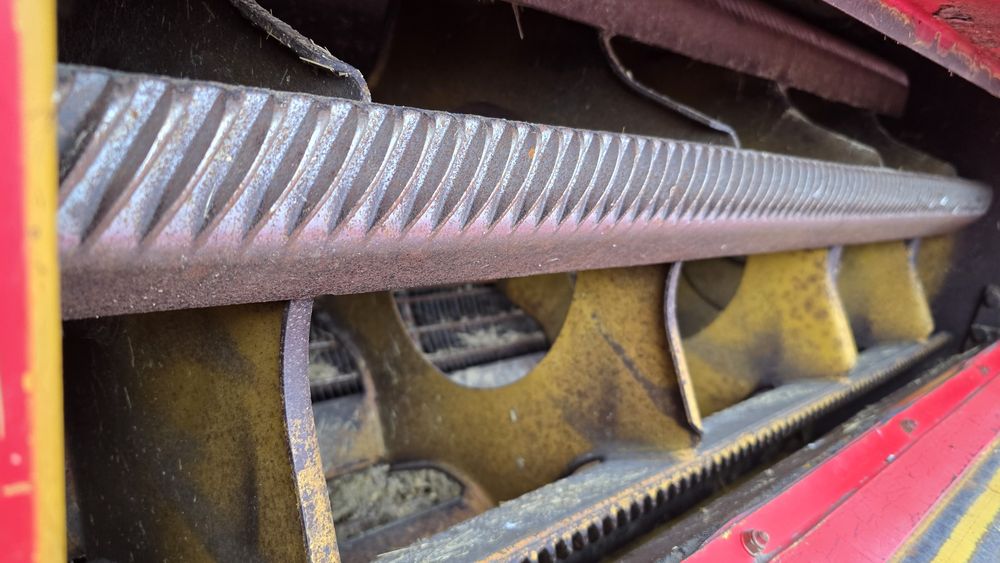 Комбайн масей фергусон MF20