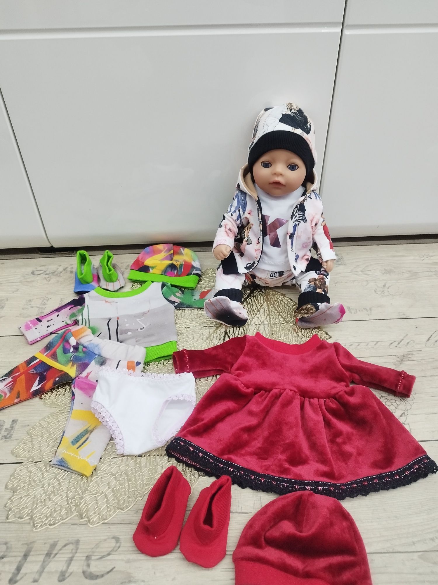 Ubranka dla lalek typu baby Born 36 cm
