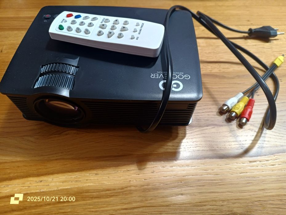 Kino Domowe Projektor Goclever cineo focus 2