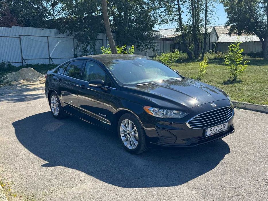 Аренда\оренда авто Ford Fusion Hubrid