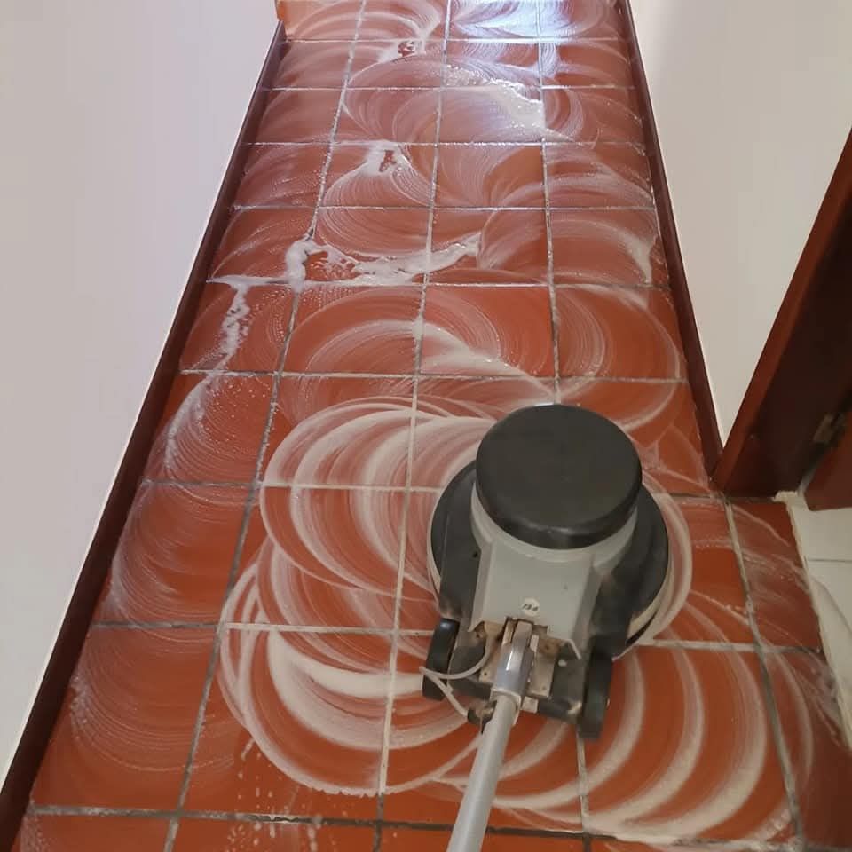 Pinturas e afagamentos