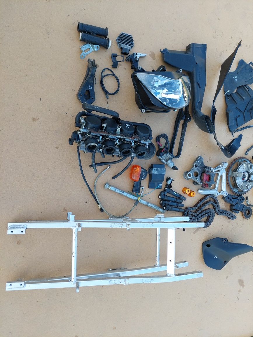 Honda cbr f4 600 lampa gaźnik stacyjka moduł tarcze set bak laga pompa