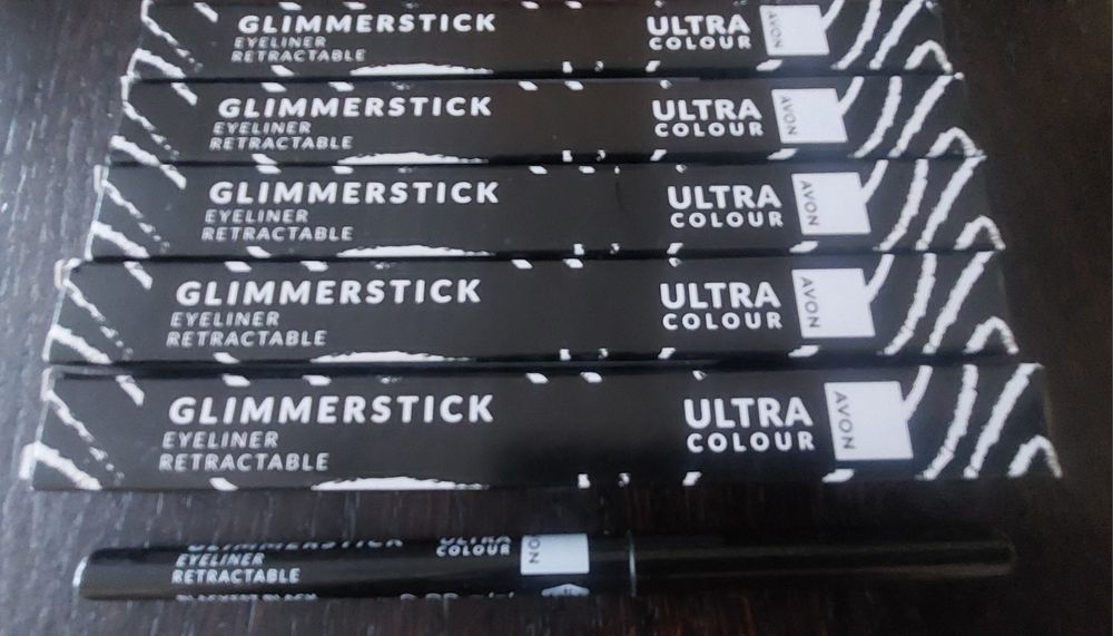 Avon Glimmerstick konturówka do oczu Blackest Black czarna